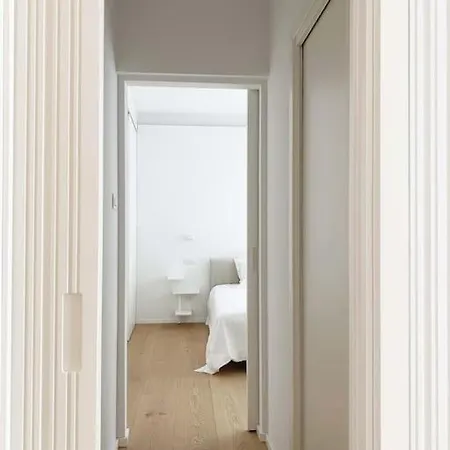 The Window On The Theatre And The Cathedral - Luxury Appartement